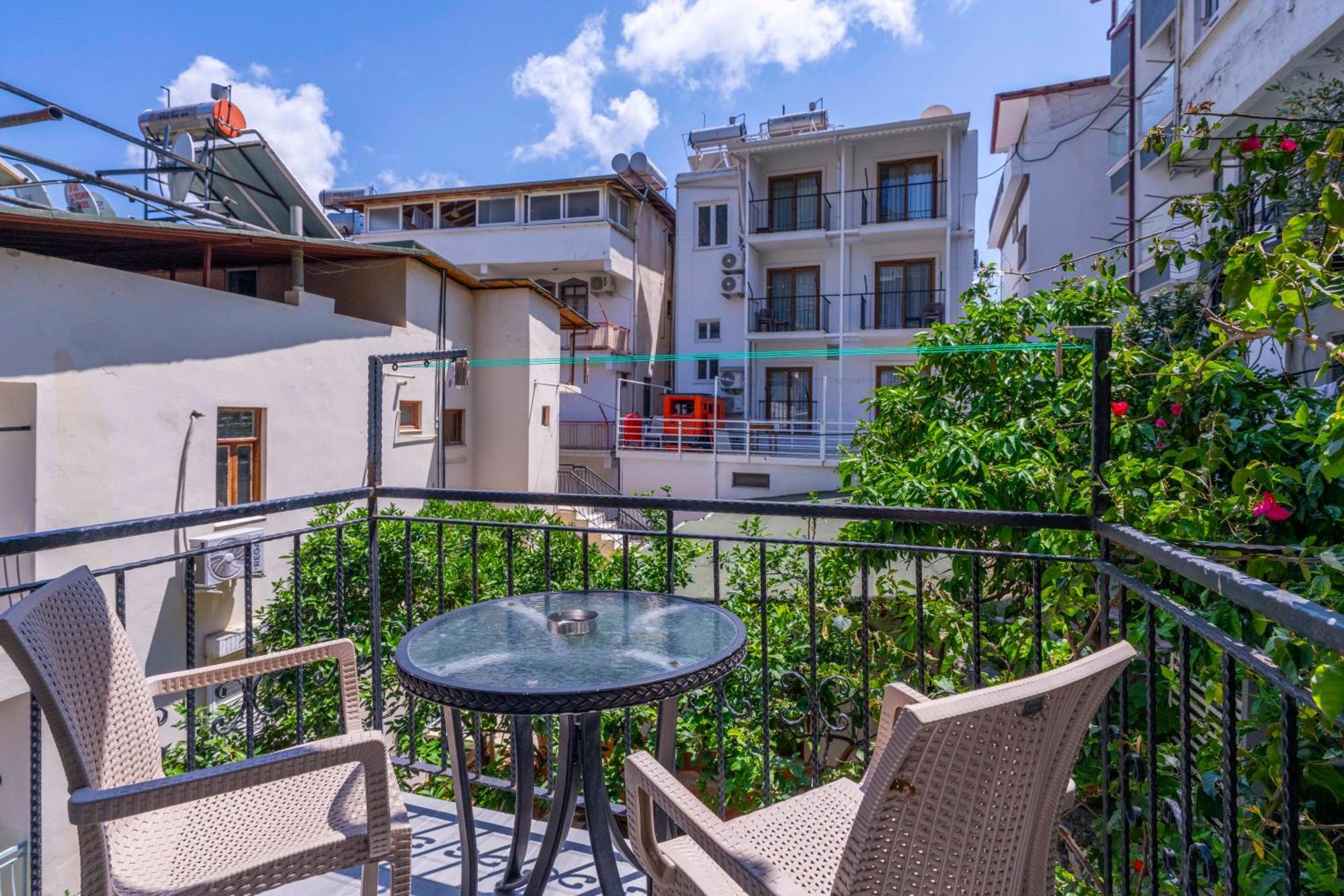 Larex Otel Kaş Luaran gambar