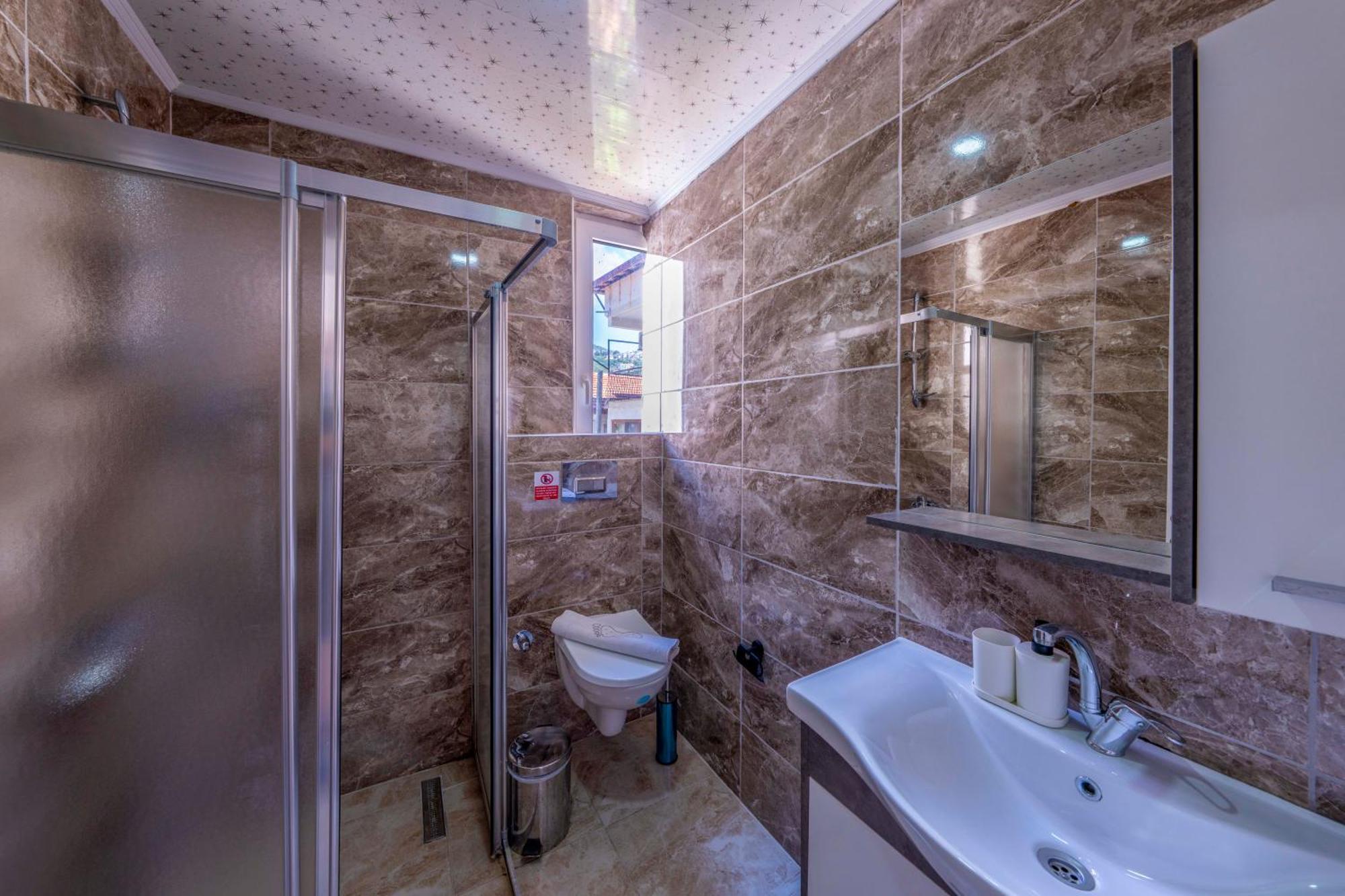 Larex Otel Kaş Luaran gambar