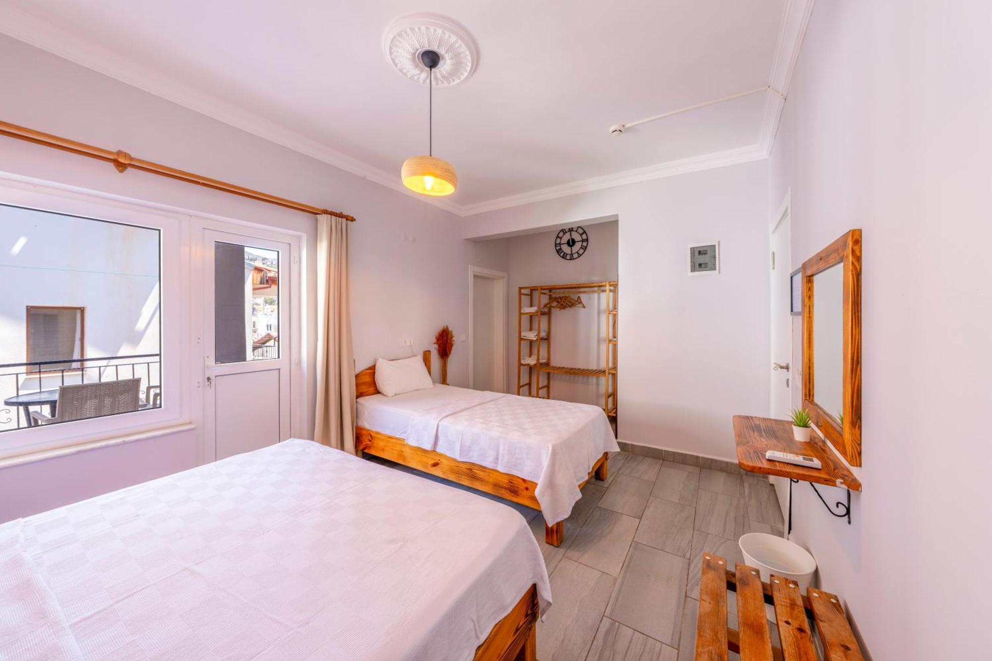 Larex Otel Kaş Luaran gambar